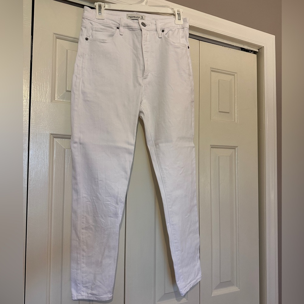 Abercrombie & Fitch White High Rise Super Skinny Jeans